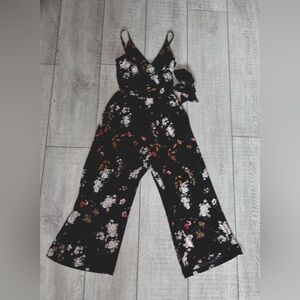 Kaileigh Stitch Fix Black Floral Rica Knit Crop Wide Leg Jumpsuit Size XS EUC.